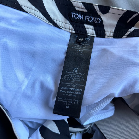 TOM FORD Zeba-Print Swim Shorts NWT - Picture 6 of 6